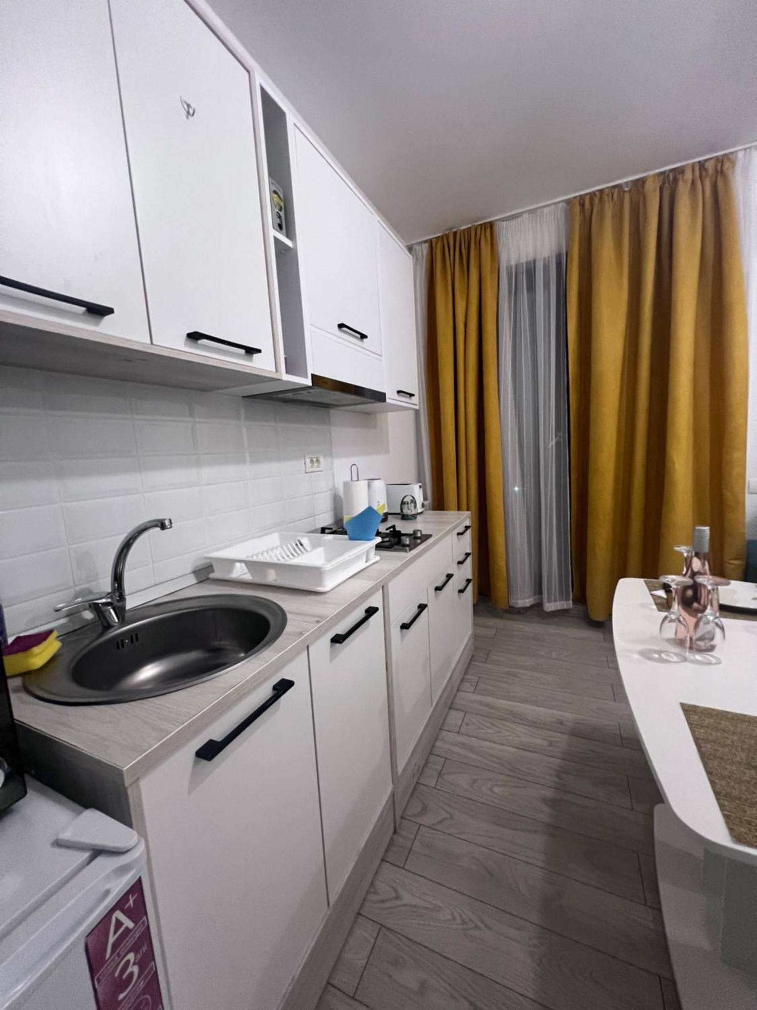 Cris Sunny Apartaments Năvodari Eksteriør billede